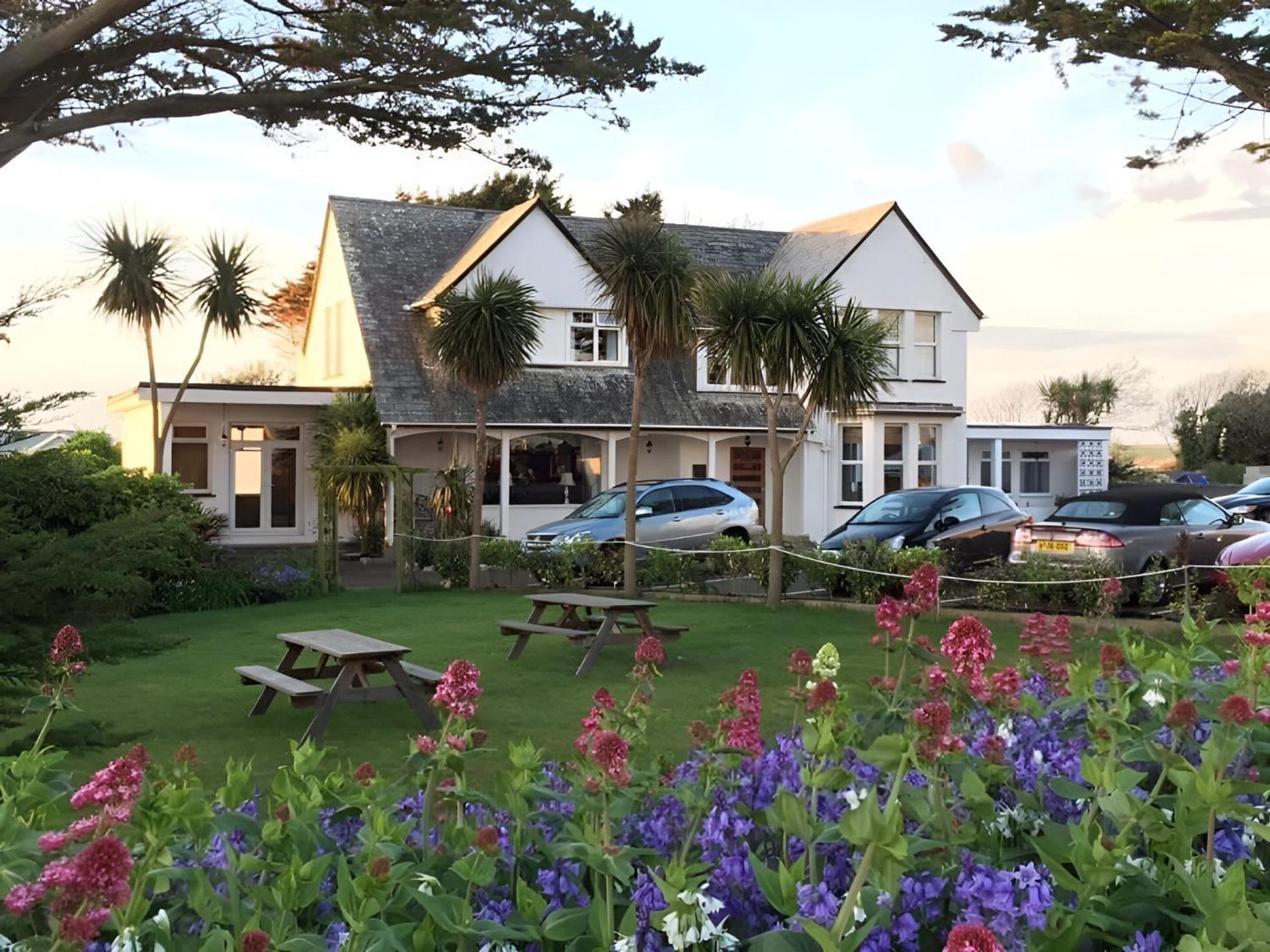 Pine Lodge Newquay  Bagian luar foto